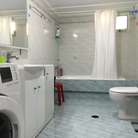 Spacious With Large Balcony Apartment *
