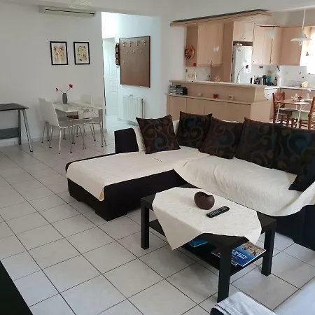 Spacious With Large Balcony * Candia